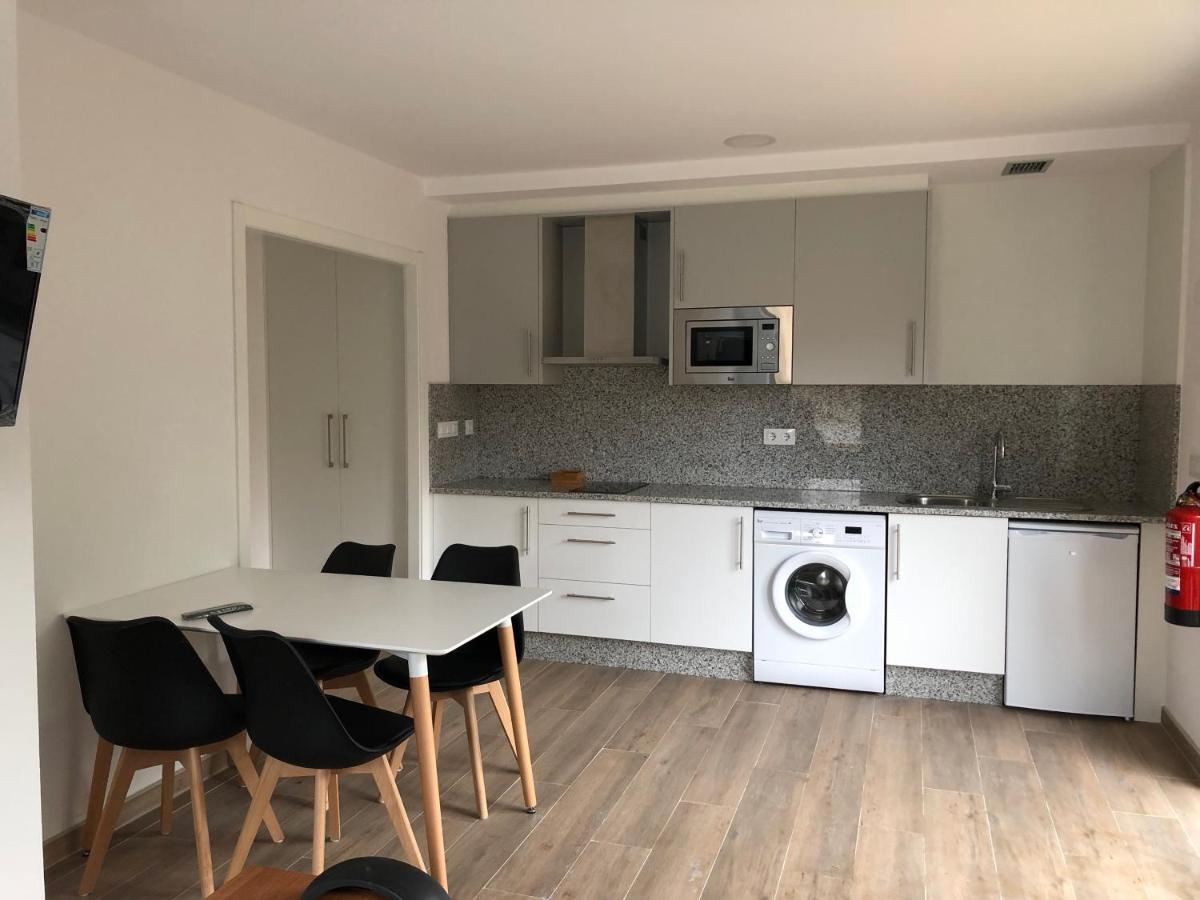 Apartamentos Compostela Лобіос Екстер'єр фото